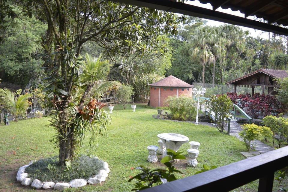 Day, Garden
