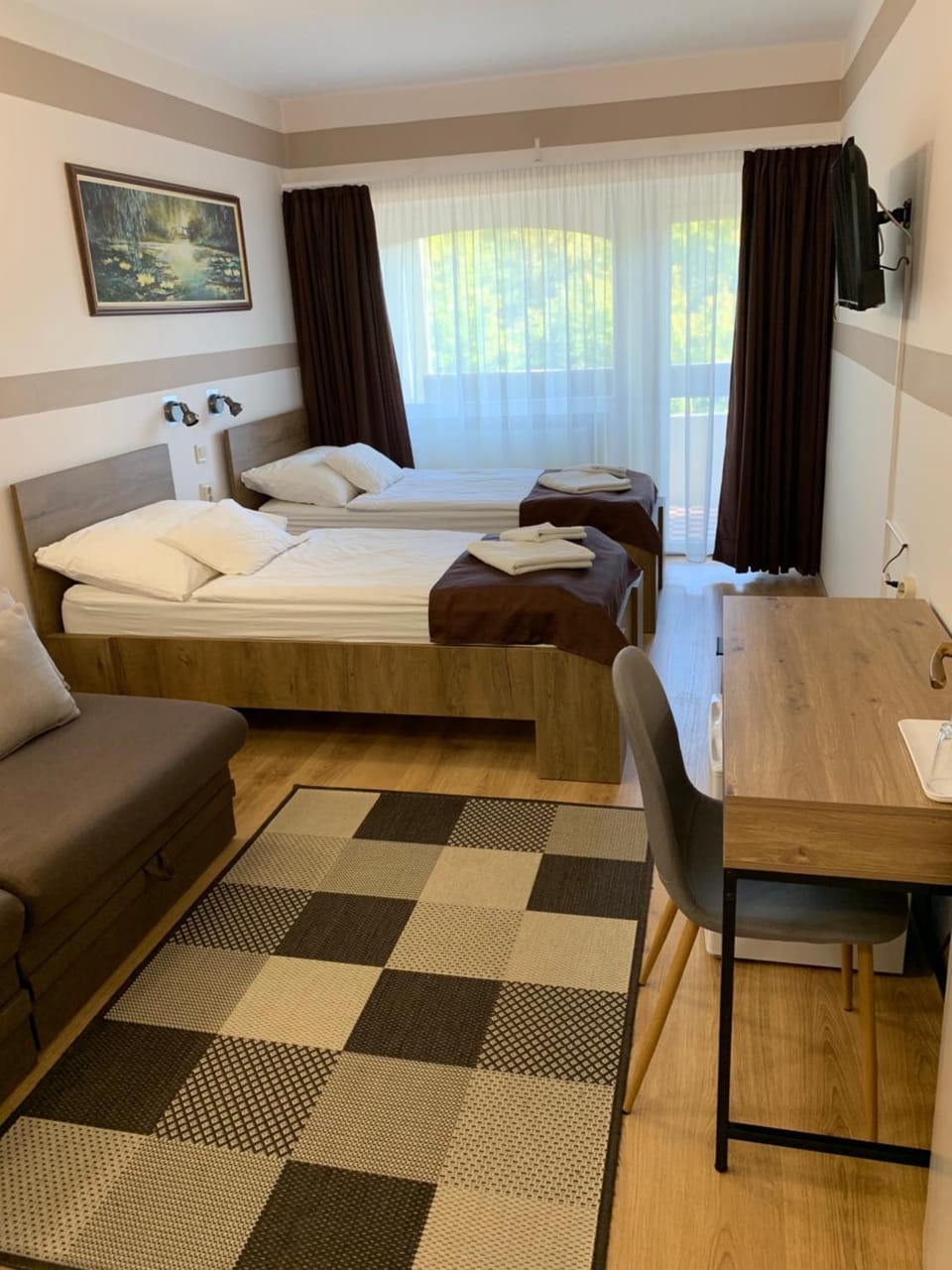 Flóra Panzió Bed and Breakfast in Hungary