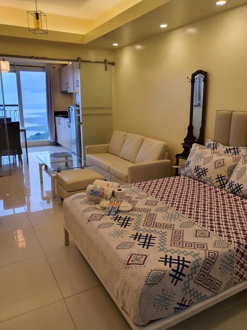Bed, Living room, Seating area, Bedroom