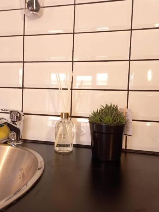 Best overnight with free WiFi. Modern & private Apartment in South Africa