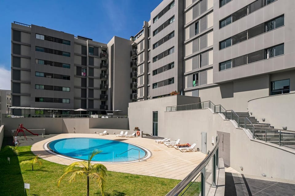 Property building, Facade/entrance, Pool view, Swimming pool