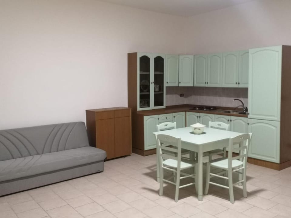 Kitchen or kitchenette, Living room, Dining area