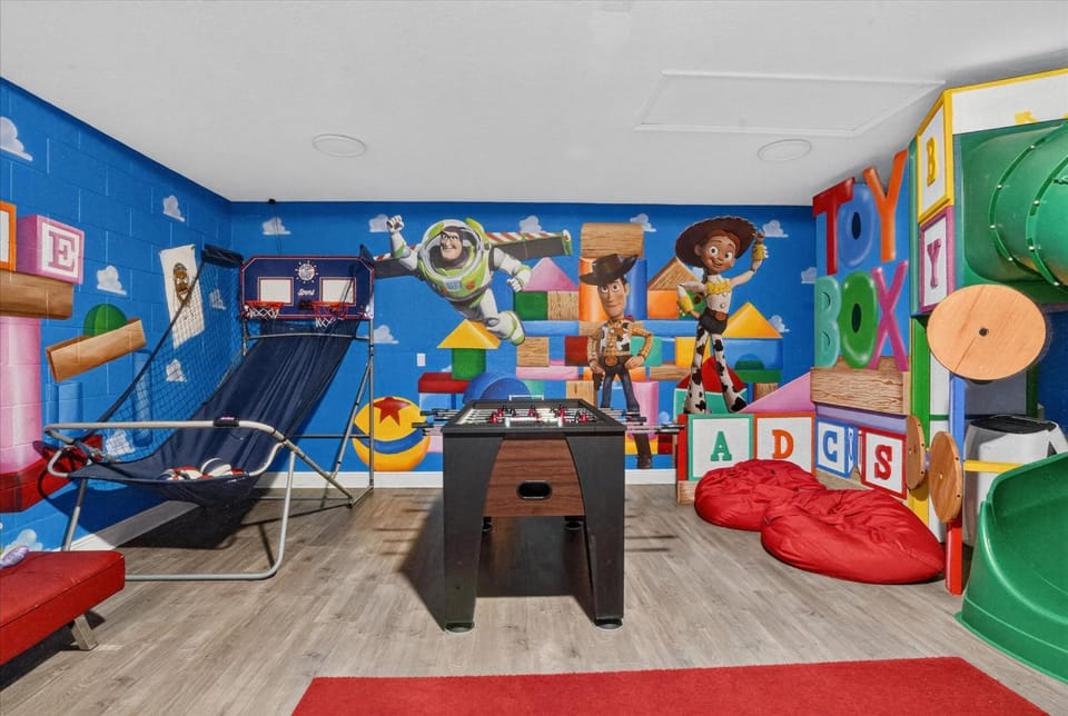 Game Room, Kids's club