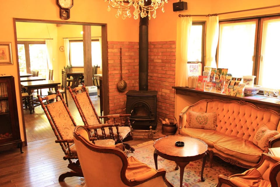 Communal lounge/ TV room, Living room
