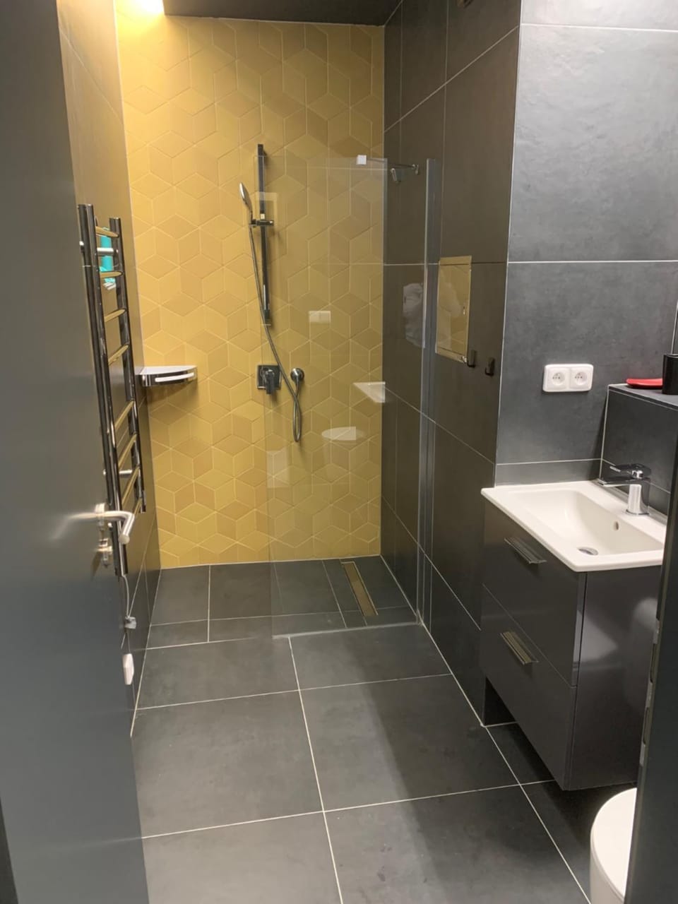 Shower, Bathroom