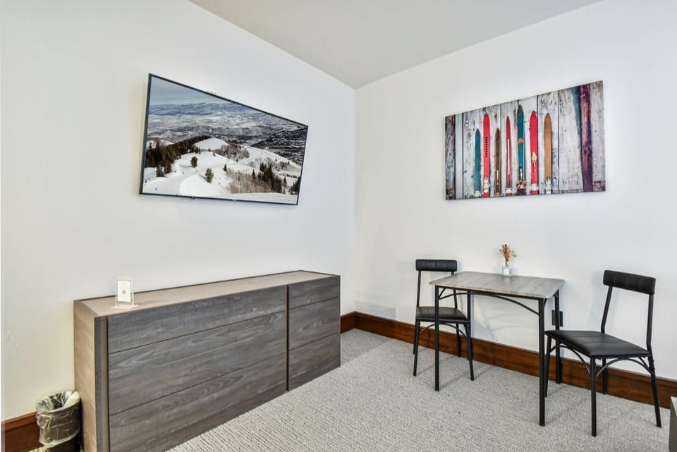 Arrowleaf Lodge - 1 Bed Studio #100A House in Park City