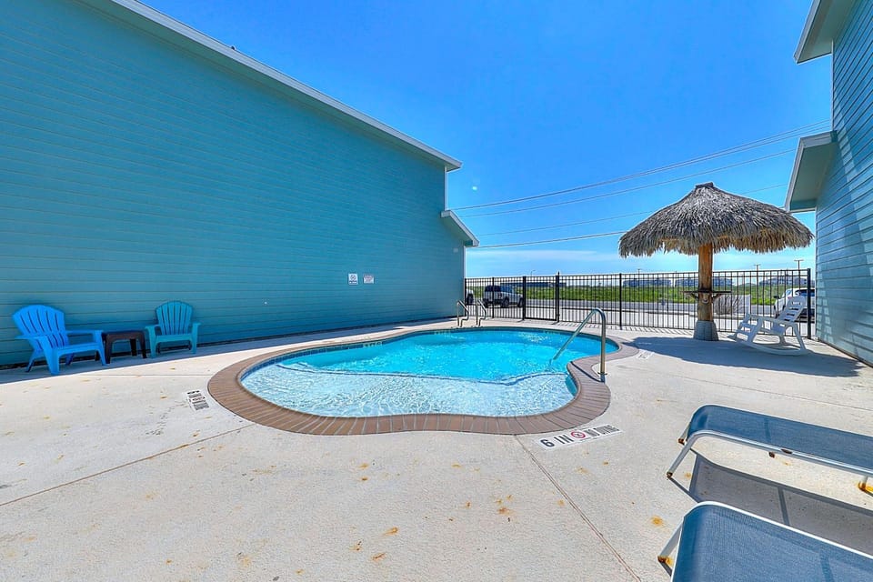 Coastal Calm House in North Padre Island