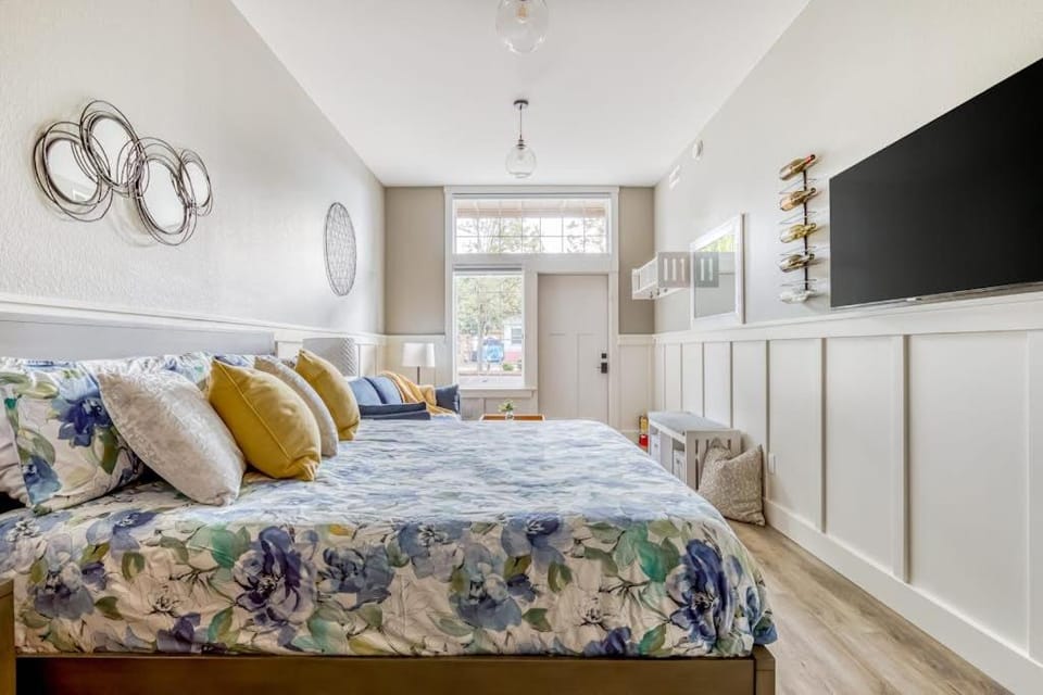 Cellar Suite Apartment in McMinnville