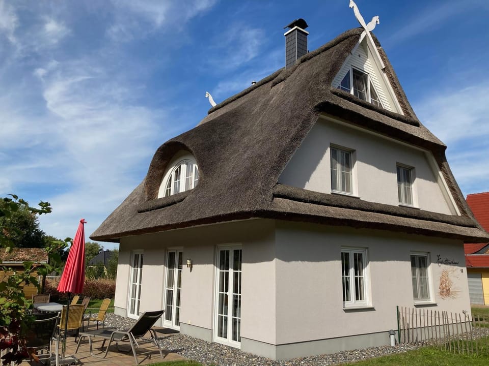 Kapitänshaus House in Glowe