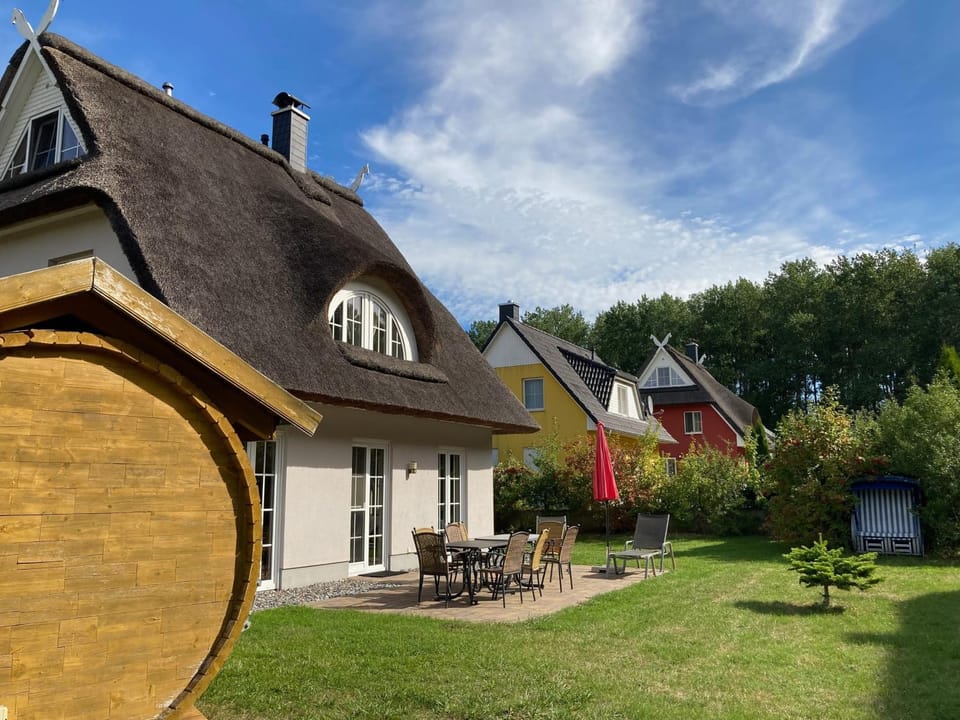 Kapitänshaus House in Glowe
