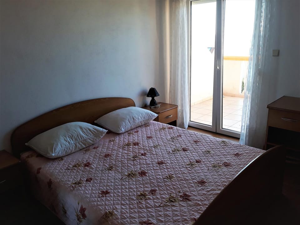 Dorica Dabo Apartment in Novalja