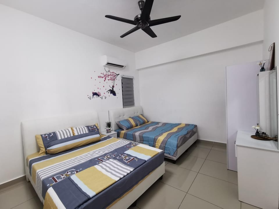 Coco HomeStay 旅人の家@The Venus Sitiawan Perak Apartment in Perak