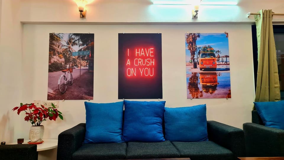 Living room, Seating area