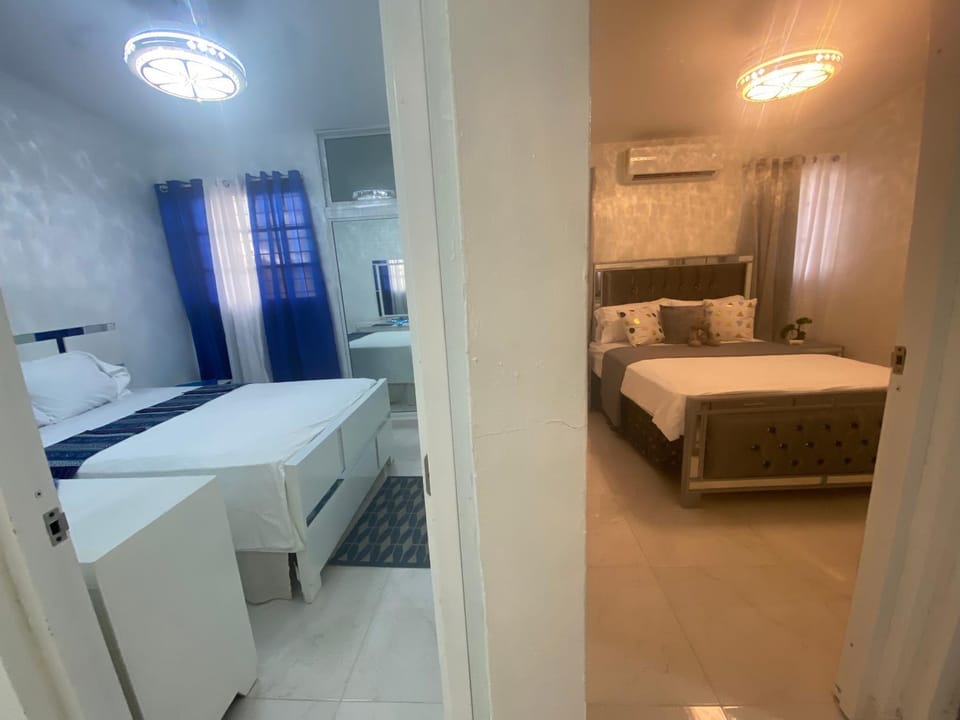 7 Santiago Minumental Area Lovely Specially 4 You - Cozy 3 bedrooms WIFI- Caribe tours - Colinas Mall and transportation 24 hours Apartment for 7 peoples Apartment in Santiago de los Caballeros