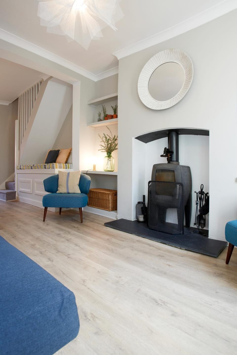 Living room, Seating area