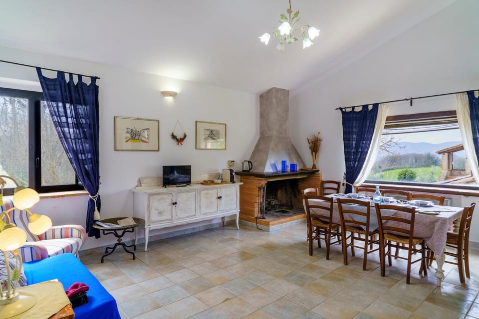 La Fortezza Alta Farm Stay in Umbria