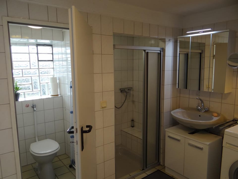 Toilet, Bathroom