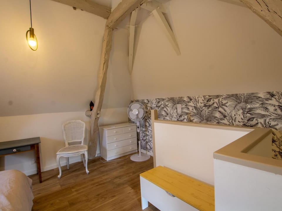 Maison périgourdine avec jacuzzi, jardin privé et vélos - Idéal 2 personnes, près de Sarlat Country House in Le Bugue