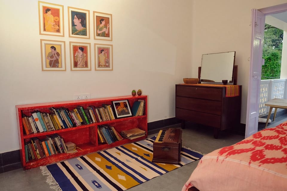 Bed, Library, Bedroom