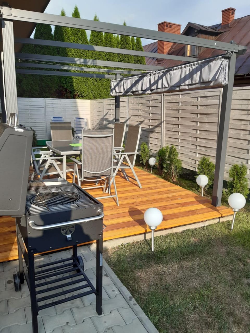 BBQ facilities, Garden, Balcony/Terrace