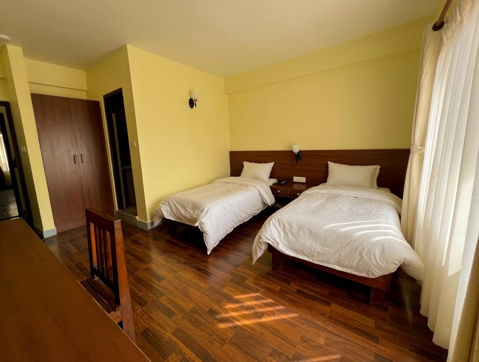 Photo of the whole room, Bedroom