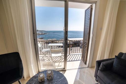 Castle apartment Apartment in Paphos