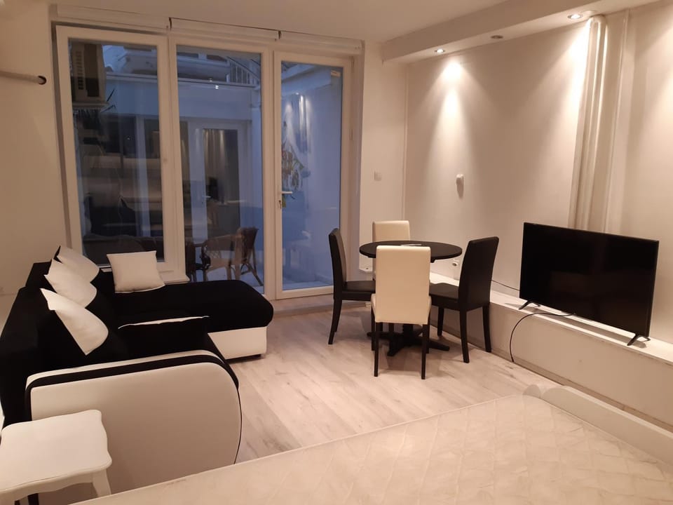 Djakuzi Viktorija Apartment in Belgrade