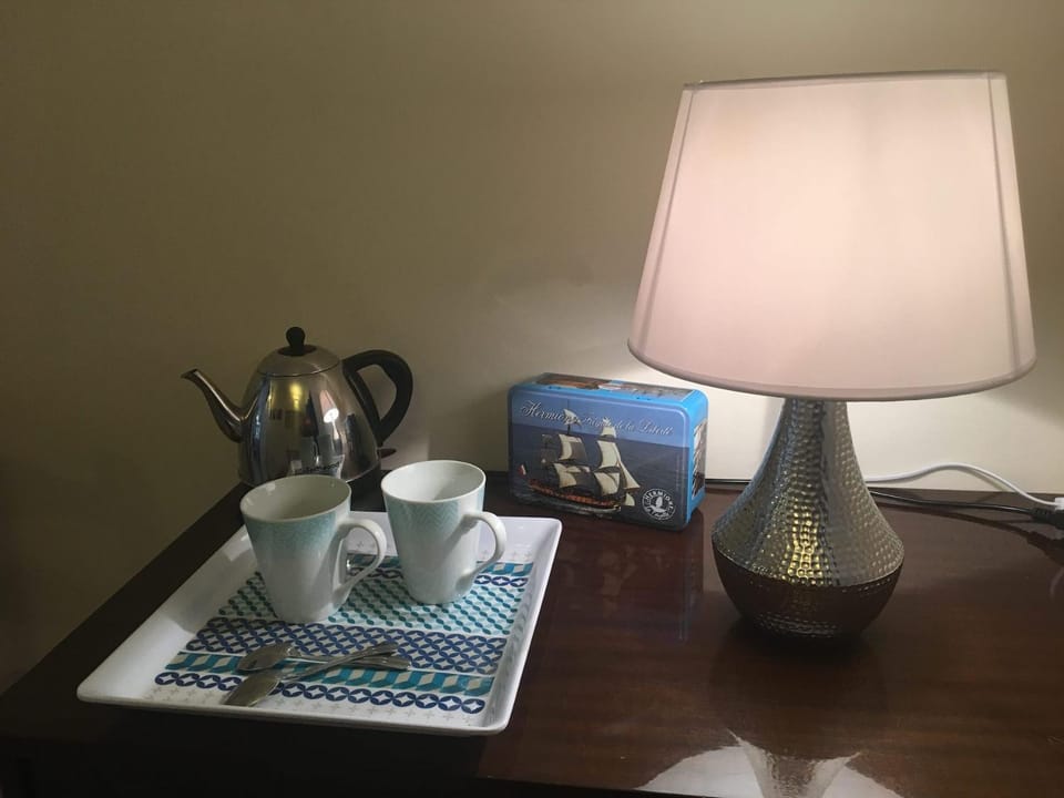Shower, Bathroom, Coffee/tea facilities