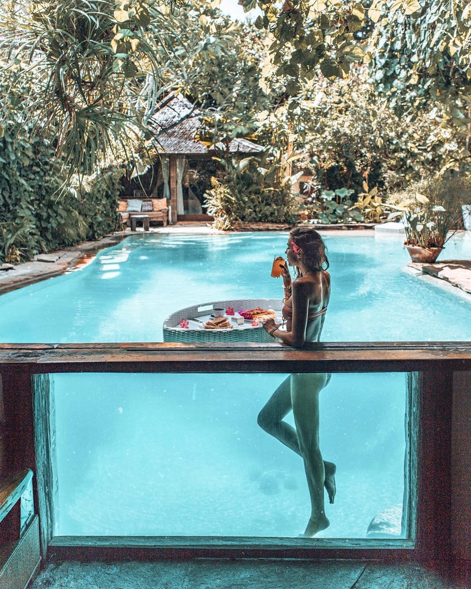 Living room, Swimming pool, Breakfast