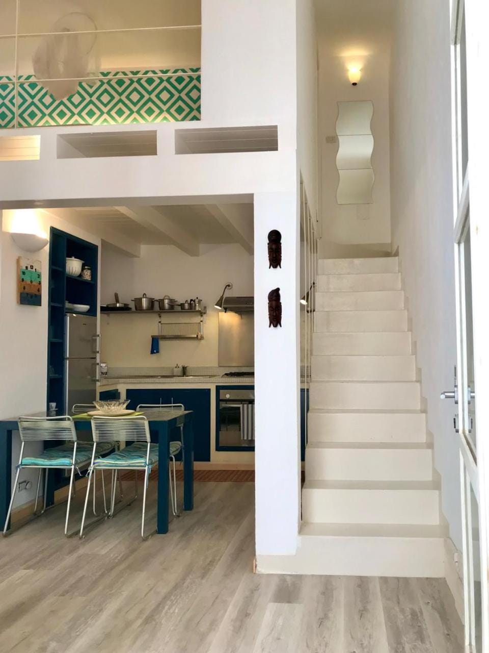 App Rosanna, Estoril Beach, 2steps from the sea, Free Wi-Fi & AC Apartment in Cape Verde