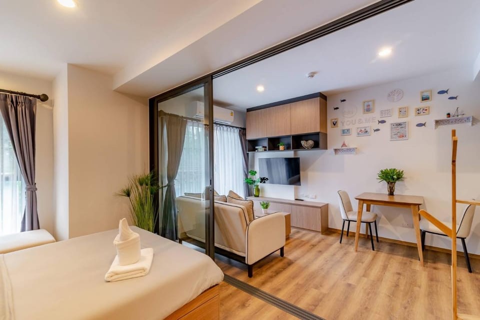 Cicada Huahin Pool Access by PP ห้องสวยติดสระ Apartment in Nong Kae