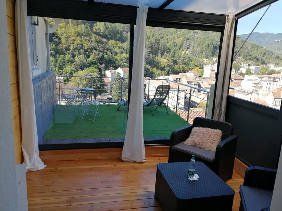 Patio, View (from property/room), Balcony/Terrace, Seating area, Breakfast