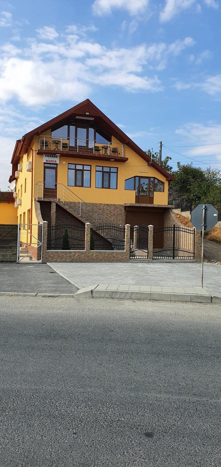 Property building, Day