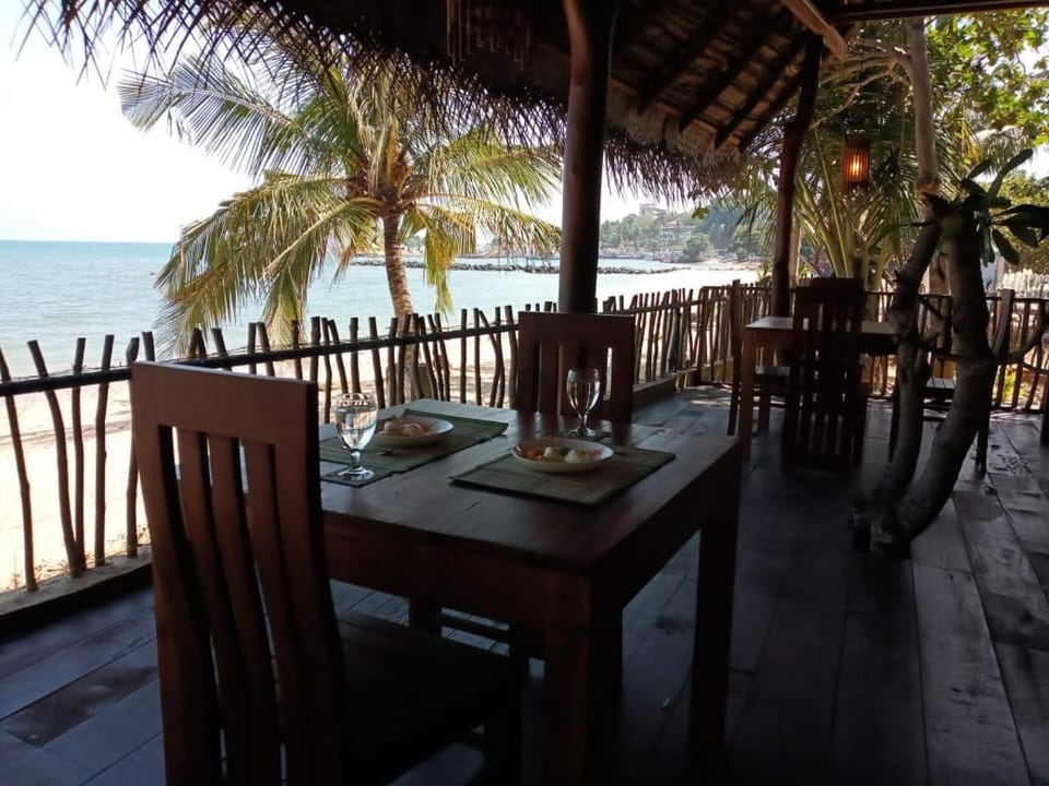 Restaurant/places to eat, Sea view