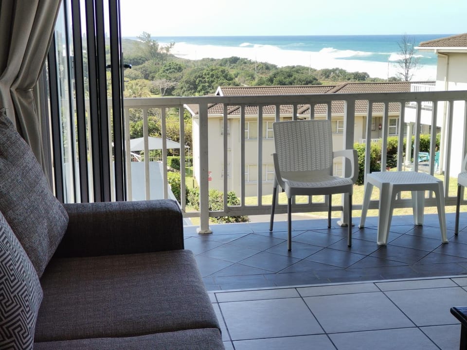 Hello Holiday at 4 Boboyi Mangrove Beach Estate Apartment in KwaZulu-Natal