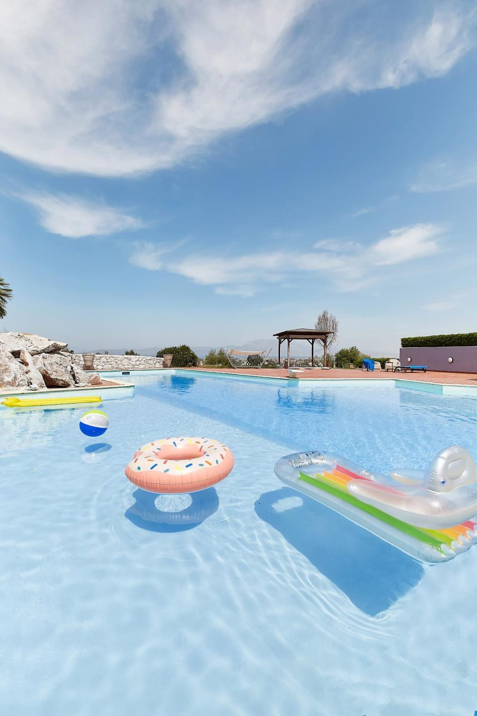 Swimming pool, Swimming pool