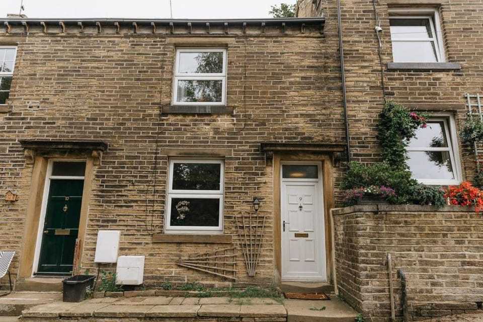 Property building, Facade/entrance