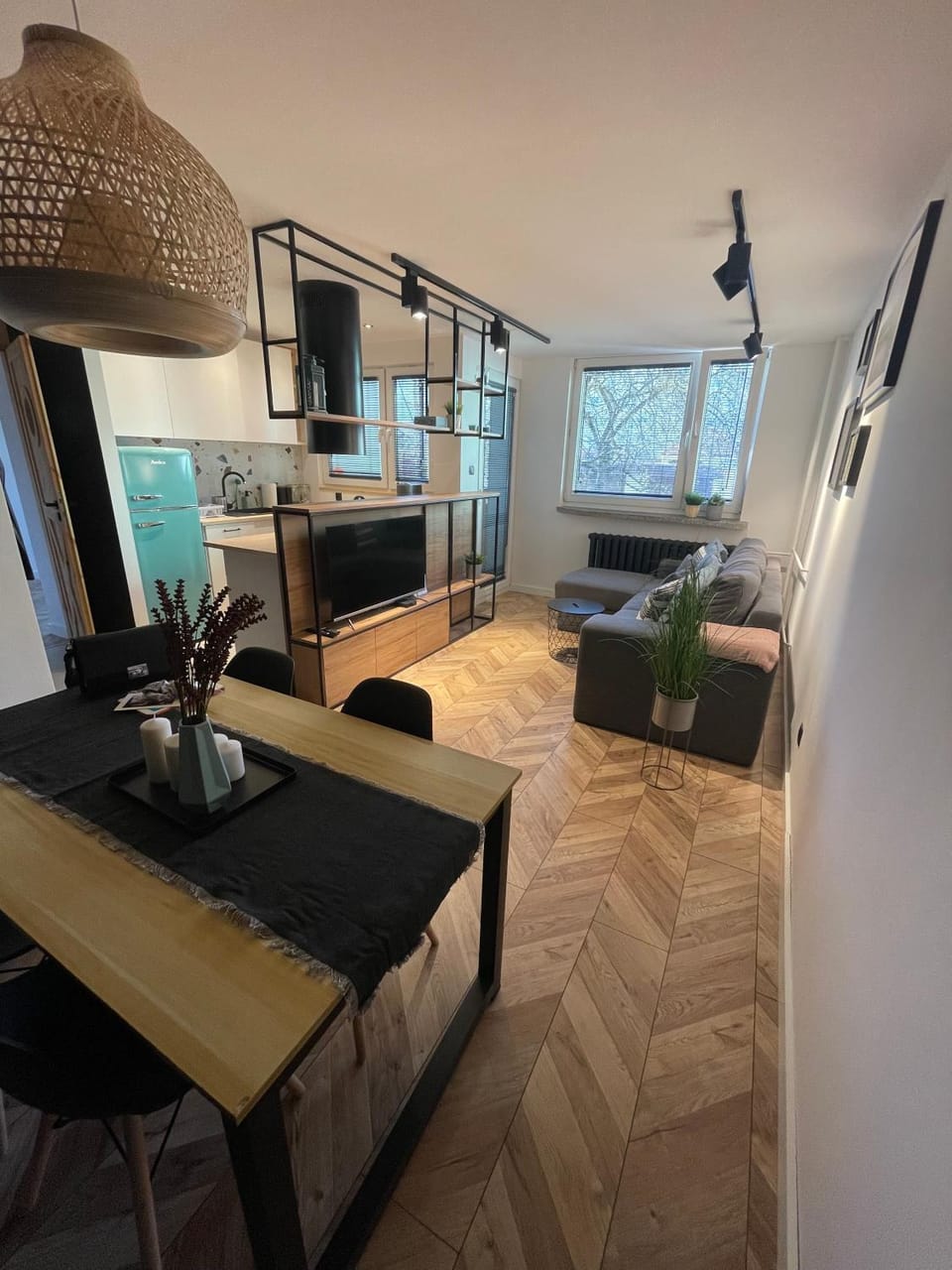 Communal lounge/ TV room