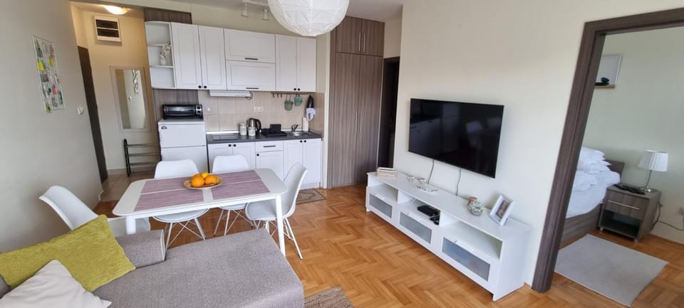 Apartman Kraljevi cardaci 5b-32 Apartment in Serbia