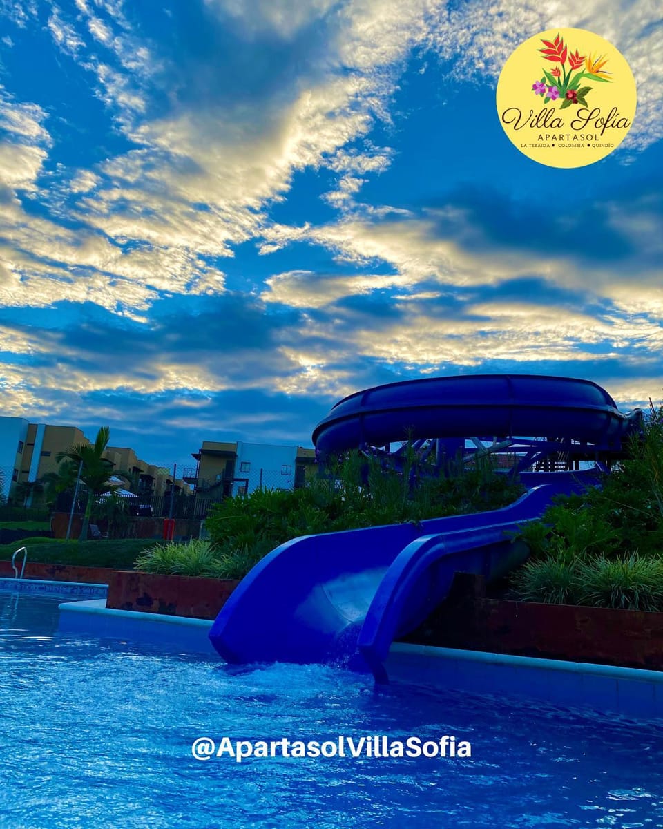Aqua park, Swimming pool