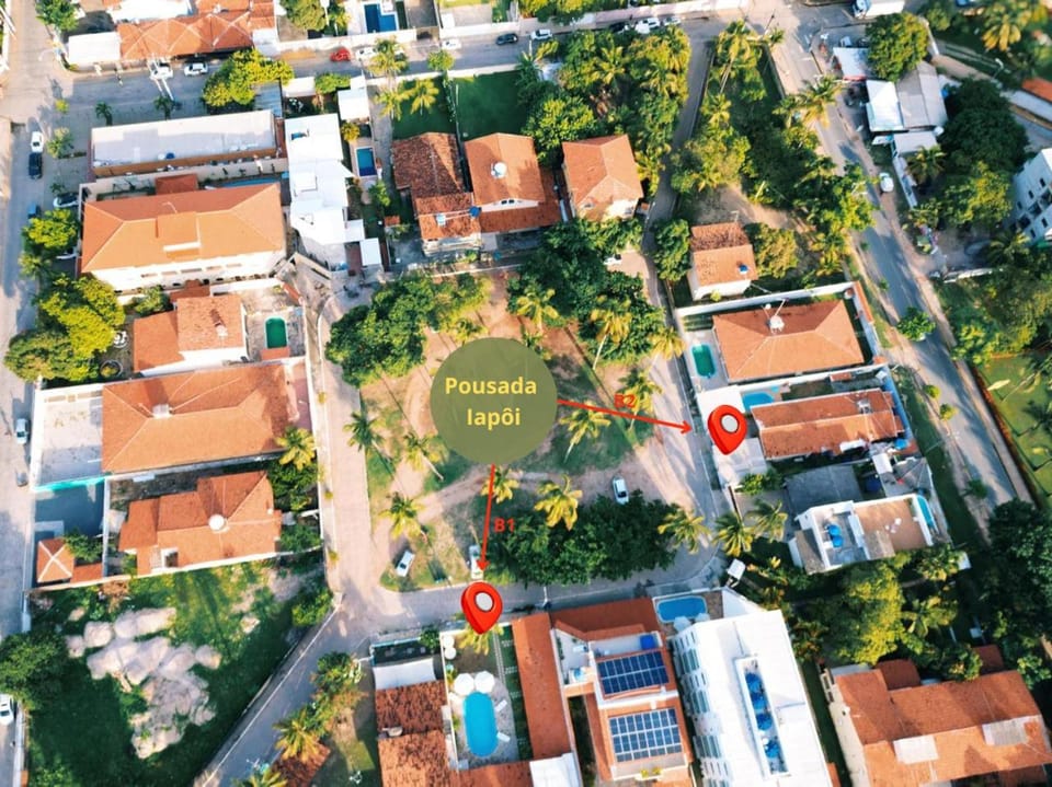Neighbourhood, Bird's eye view, Location