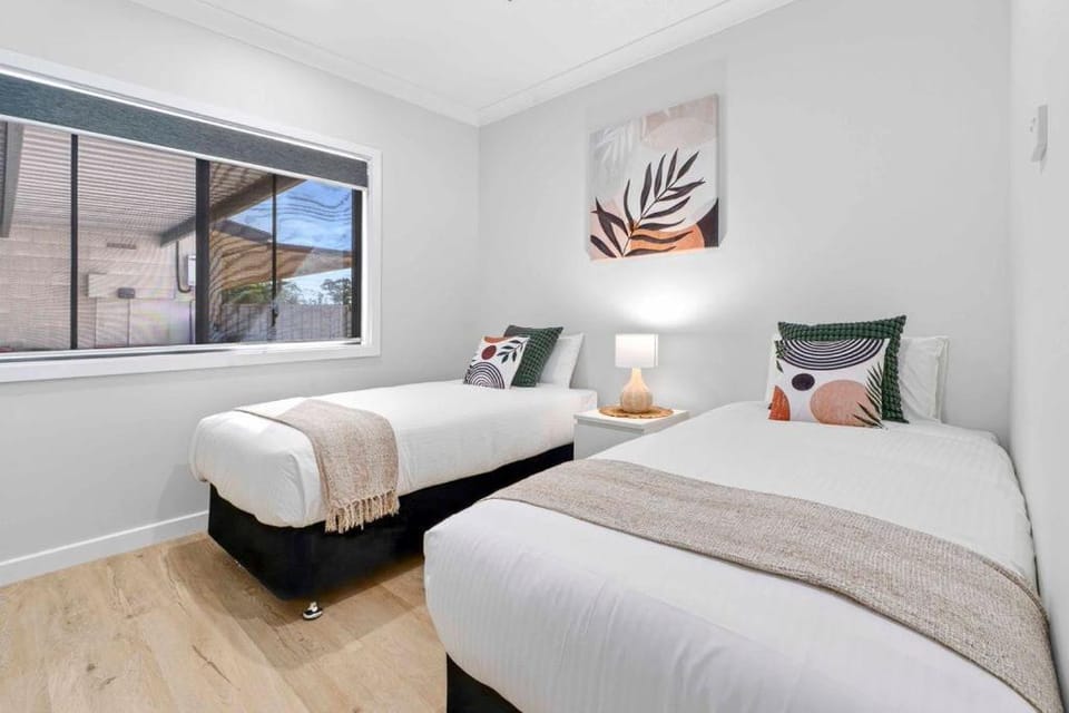 Riversands Rest Accommodation Scenic Riverfront Cottages, Paringa House in Renmark