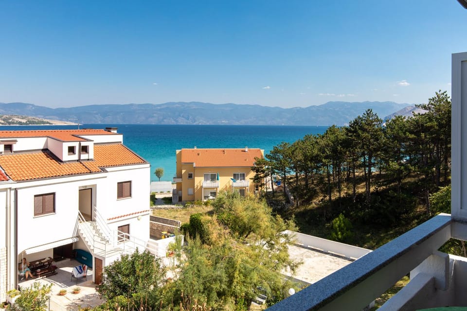 Nearby landmark, Day, Neighbourhood, Natural landscape, Balcony/Terrace, Sea view