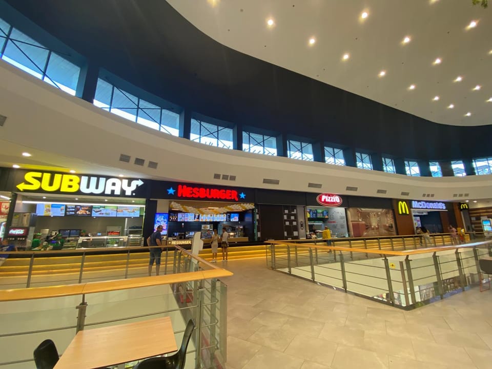 Restaurant/places to eat