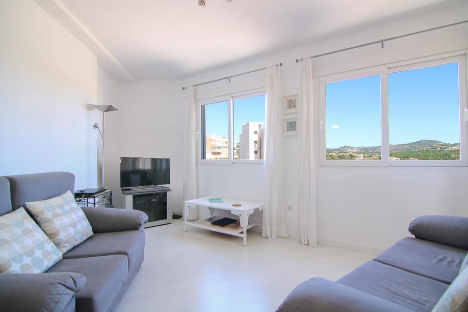 Apartamento con piscina en el centro de Calpe - PUEBLOMAR Apartment in Calp
