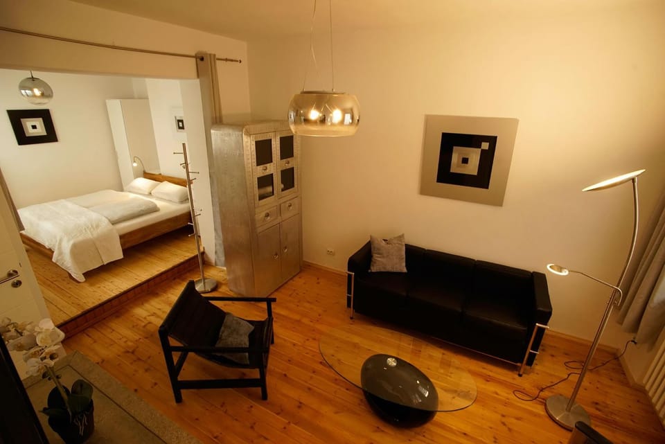 Living room, Photo of the whole room