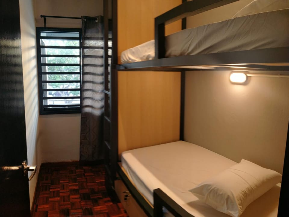 Alimama Guesthouse Melaka with Balcony Bed and Breakfast in Malacca