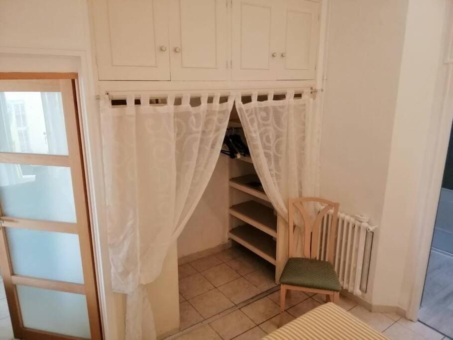 C091-Bel Appartement - Secteur Cannes Mero - 4 Personnes Apartment in Cannes