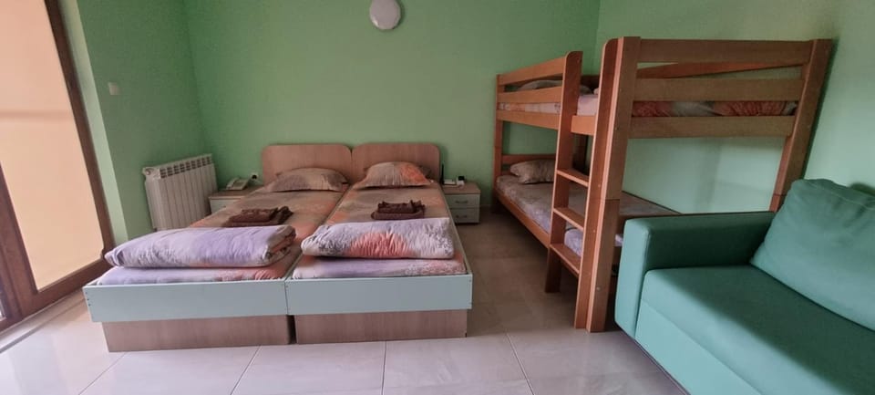 СЕМЕЕН ХОТЕЛ ИЛИЕВАТА КЪЩА Hotel in North Macedonia