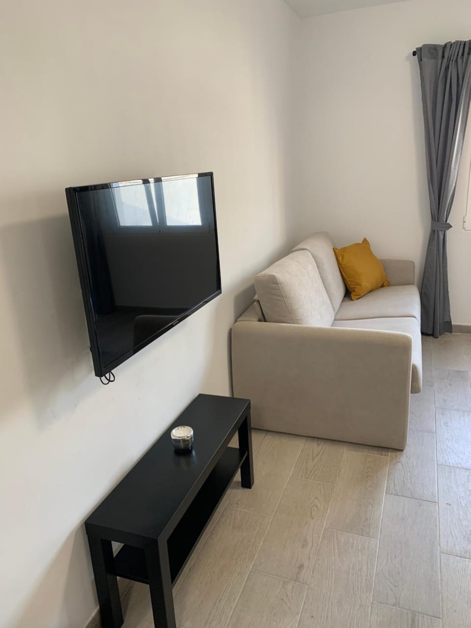 Communal lounge/ TV room, TV and multimedia, Living room